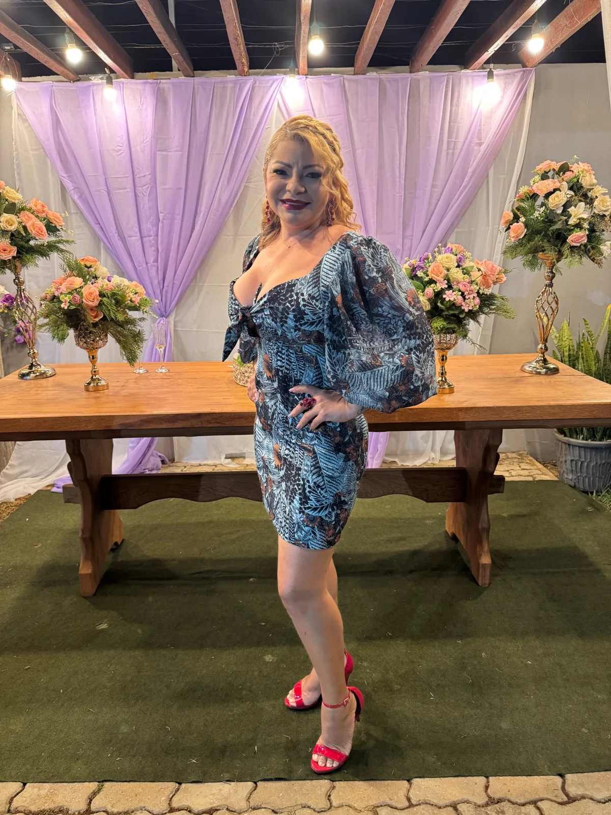 Janaina em uma comemoração